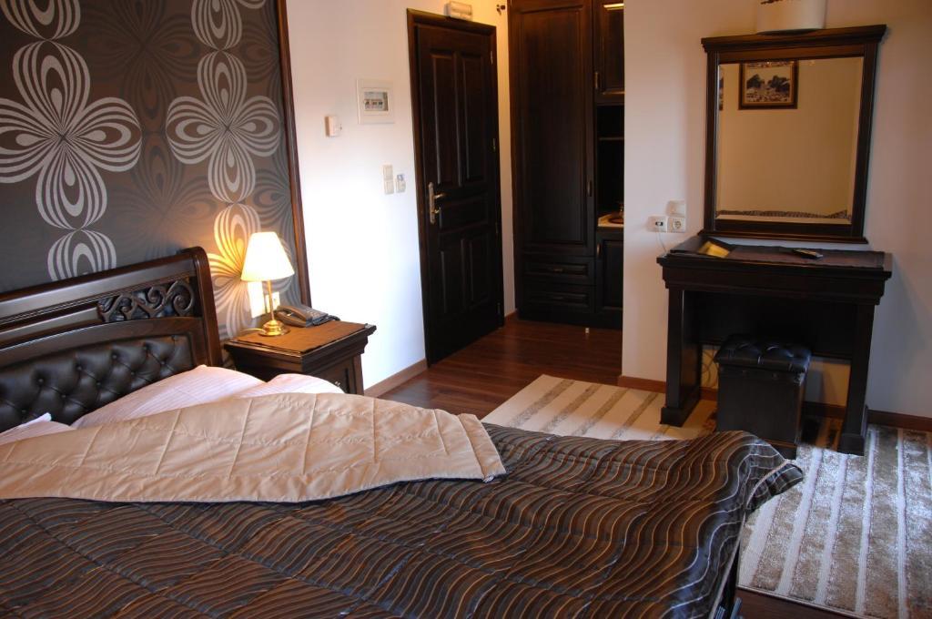 Double or Twin Room Meteora View,65398258:JPEG